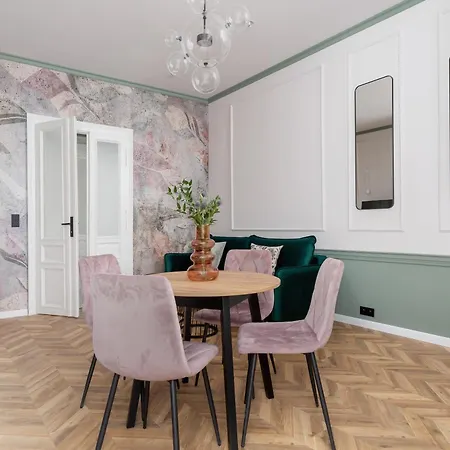 3 Bedroom - Dietla 11 Cracovie