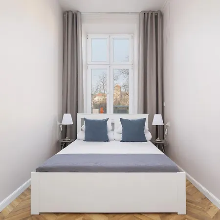 3 Bedroom - Dietla 11 Apartment