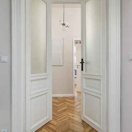 3 Bedroom - Dietla 11 *