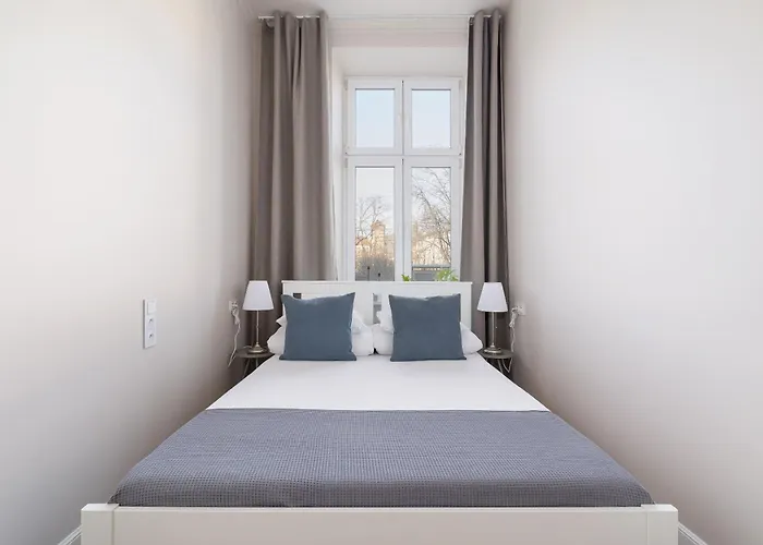 Apartment 3 Bedroom - Dietla 11 *