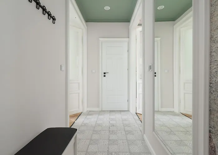 Apartment 3 Bedroom - Dietla 11 *